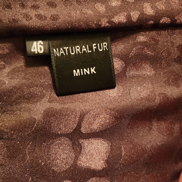 Sheared Blackgama Mink Coat - Picture 11 of 11